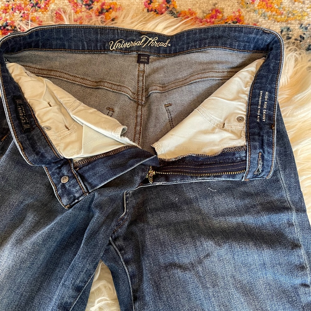Universe Thread High Rise Skinny Size 29/8 Regular - Picture 7 of 9